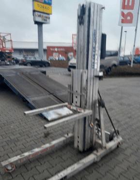 Sumner Contractor Materiallift Modell 2124 Manuell 7,20 m Hubhöhe #2495058