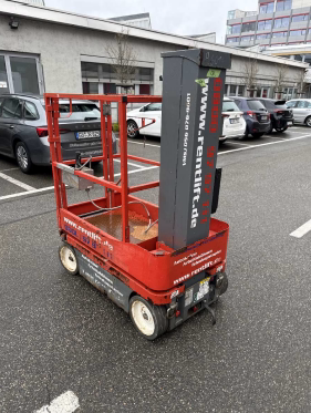 Skyjack SJ12 Vertikalmastbühne Elektro 5,65 m Arbeitshöhe #2496058 - 2496148