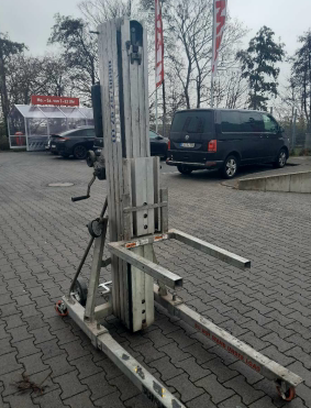 Sumner Contractor Materiallift Modell 2124 Manuell 7,30 m Hubhöhe #2495058