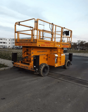 Haulotte H18 SX Scherenarbeitsbühne Diesel 18,00 m Arbeitshöhe # 2455548