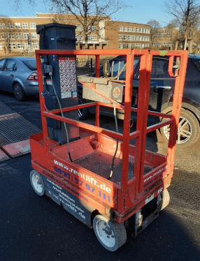 Skyjack SJ 12 Vertikalmastbühne Elektro 5,65 m Arbeitshöhe #2495638 - #2495768