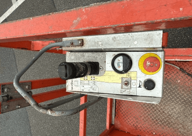 Skyjack SJ 12 Vertikalmastbühne Elektro 5,65 m Arbeitshöhe #2495778 - #2495968