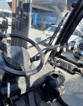 Manitou MI30 D Gabelstapler 3,00 t Diesel 5,50 m Hubhöhe #2481848