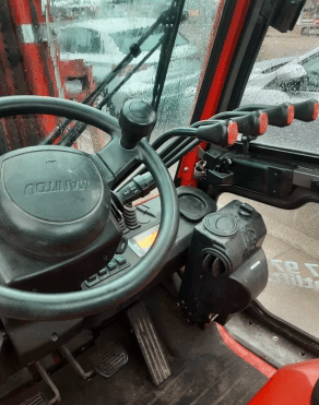 Manitou MI30 D Gabelstapler 3,00 t Diesel 4,30 m Hubhöhe #2482528 - #2482558