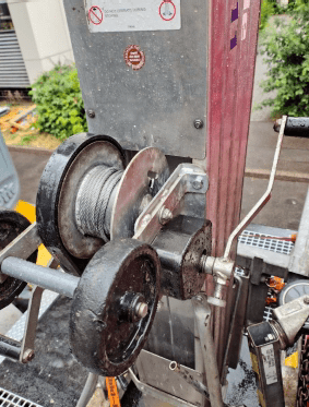 Sumner Contractor Materiallift Modell 2124 Manuell 7,20 m Hubhöhe #2496468 - #2496618