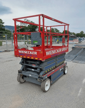 Skyjack SJIII 4626 Scherenarbeitsbühne Elektro 9,92 m Arbeitshöhe #2436048 - #2436358