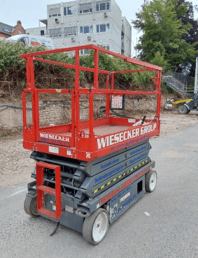 Skyjack SJIII 4626 Scherenarbeitsbühne Elektro 9,92 m Arbeitshöhe #2436048 - #2436358