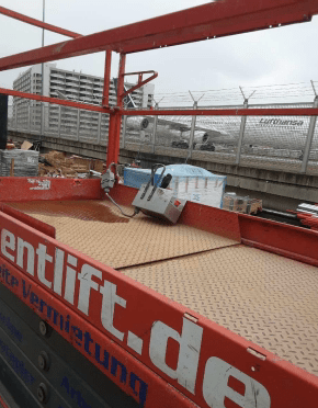 Skyjack SJIII 4632 Scherenarbeitsbühne Elektro 11,75 m Arbeitshöhe #2441708 - #2442488
