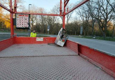 Skyjack SJIII 4740 Scherenarbeitsbühne Elektro 13,80 m Arbeitshöhe #2451288 - #2451378