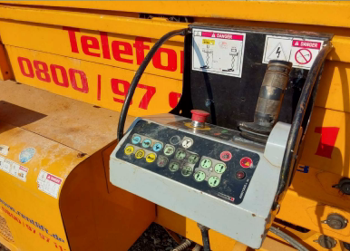 Haulotte H15 SX Scherenarbeitsbühne Diesel 15,00 m Arbeitshöhe #2455888 - #2456128