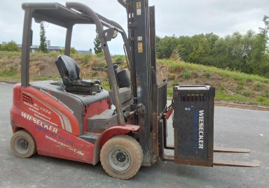 Manitou ME425 AC Gabelstapler 2,50 t Elektro 5,50 m Hubhöhe #2481348 - #2481628