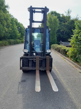 Manitou MSI30 ST5 Gabelstapler 3,00 t Diesel 4,00 m Hubhöhe #2482668