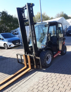 Manitou MSI30 ST5 Gabelstapler 3,00 t Diesel 4,00 m Hubhöhe #2482668