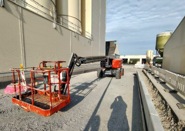 Skyjack SJ85 AJ Gelenkteleskoparbeitsbühne Diesel 27,91 m Arbeitshöhe #2473768 - #2474188