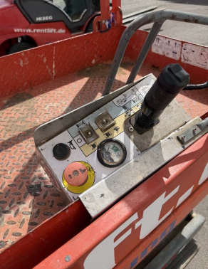 Skyjack SJIII3226 Scherenarbeitsbühne Elektro 9,92 m Arbeitshöhe #2436148 - #2436238