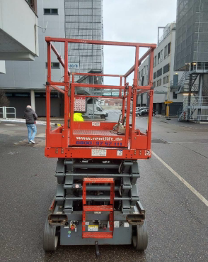 Skyjack SJIII4632 Scherenarbeitsbühne Elektro 11,75 m Arbeitshöhe #2441708 - #2441798