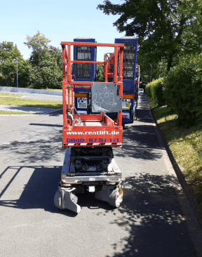 Skyjack SJIII 3219 Scherenarbeitsbühne Elektro 7,80 m Arbeitshöhe #2425908 - #2426998