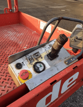 Skyjack SJIII 4632 Scherenarbeitsbühne Elektro 11,75m Arbeitshöhe #2441228 - #2441698