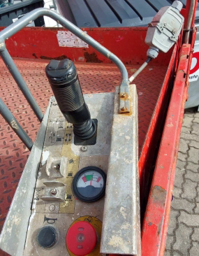 Skyjack SJIII4632 Scherenarbeitsbühne Elektro 11,75 m Arbeitshöhe #2441228 - #2441698