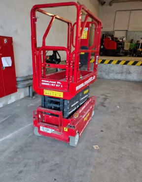 Magni ES0607 EP Scherenarbeitsbühne Elektro 5,90 m Arbeitshöhe #2429068 - #2430218