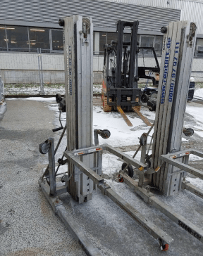 Sumner Contractor Materiallift Modell 2124 Manuell 7,20 m Hubhöhe #2496508