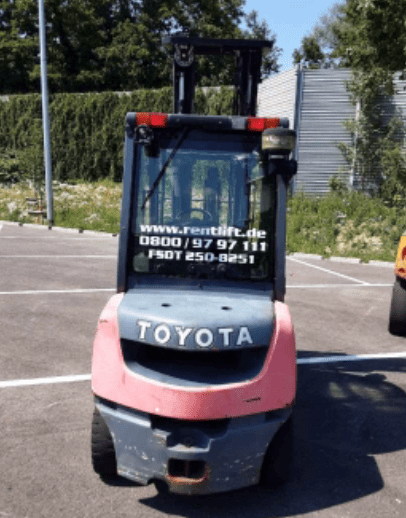 Toyota 02-8FDF25 Gabelstapler 2,5t Diesel 3,00 m Hubhöhe #2482518