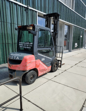 Toyota 02-8FDF25 Gabelstapler 2,50 t Diesel 6,50 m Hubhöhe #2482518