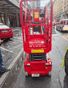 Magni ES0607 DC Scherenarbeitsbühne Elektro 5,60 m Arbeitshöhe #2430798 - #2432008