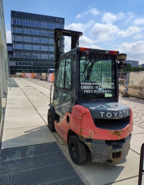 Toyota 02-8FDF25 Gabelstapler 2,50 t Diesel 6,50 m Hubhöhe #2482518