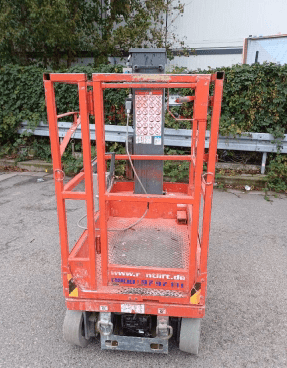 Skyjack SJ12 Vertikalmastbühne Elektro 5,65 m Arbeitshöhe #2497618