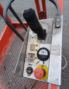 Skyjack SJ12 Vertikalmastbühne Elektro 5,65 m Arbeitshöhe #2497618