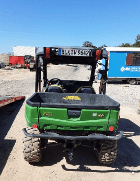 John Deere Gator XUV 560 E Materialtransporter #2496428