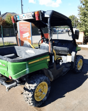 John Deere Gator XUV 560 E Materialtransporter #2496428