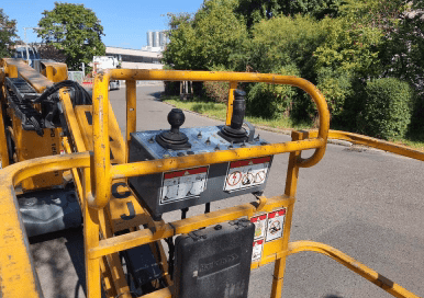 Haulotte HA 12 CJ Telemastbühne Elektro 11,68 m Arbeitshöhe # 2467308 - # 2467318