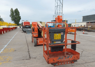 JLG E 300 AJP Gelenkteleskopbühne Elektro 11,14 m Arbeitshöhe #2467328