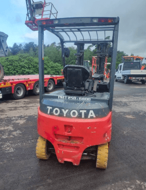 Toyota Traigo 8FBMKT25 Gabelstapler Elektro 2,50 t 4,70 m Hubhöhe #2468008