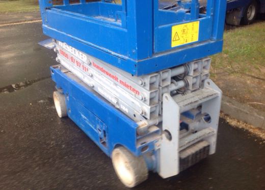 Genie GS 1932 Elektro 7,85 m Arbeitshöhe Scherenarbeitsbühne #241248