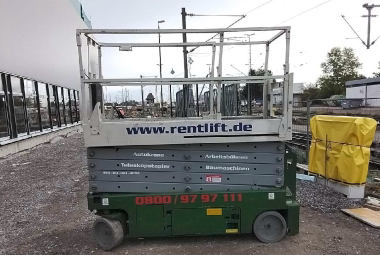 Genie GS 3232 Elektro 11,78 m Arbeitshöhe Scherenarbeitsbühne #2440928